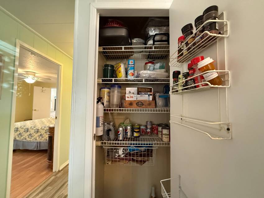 18 Date St a Bradenton, FL Mobile or Manufactured Home for Sale